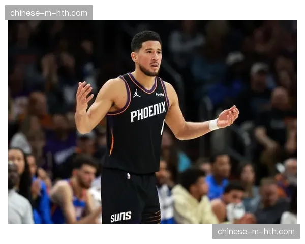 太阳队德文·布克通过脑震荡保护协议，可以出战