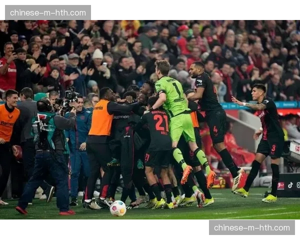 勒沃库森3-1击败莱比锡，继续以三分优势领跑积分榜